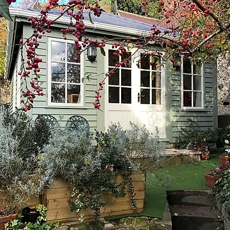 Crabapple Cottage B&B-2