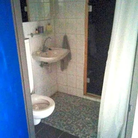 B&B 16C Maassluis NL-2