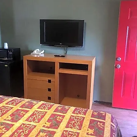 Townhouse Motel - West Sacramento-3
