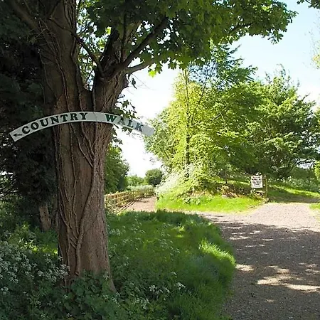 The Chestnuts Holiday Cottages-3