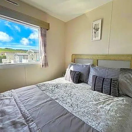 Weymouth Bay Haven, Preston Road-3