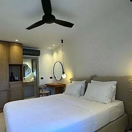 Petinaros Hotel & Studios-2