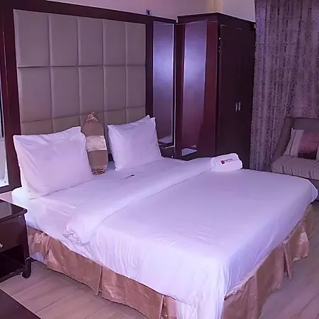 Excel Oriental Hotel & Suites-2