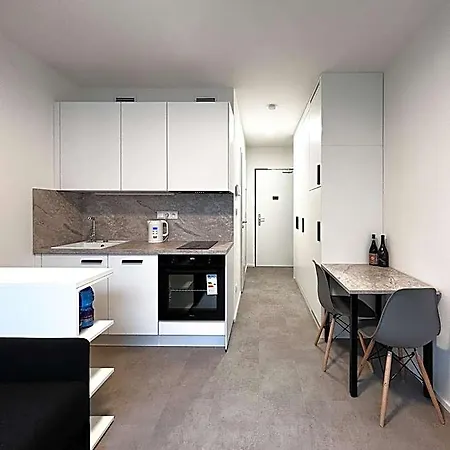 Mozart Apartments Prague-3