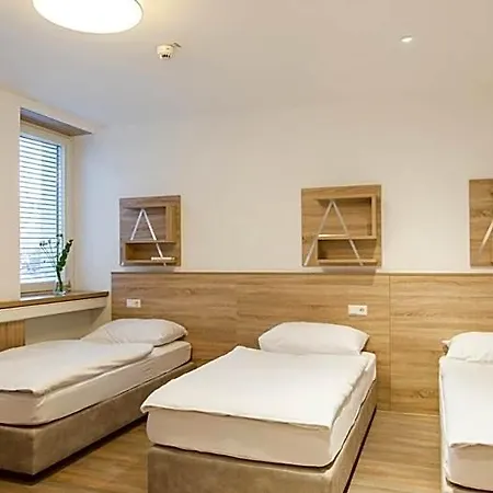 A2 Boarding House Memmingen-2