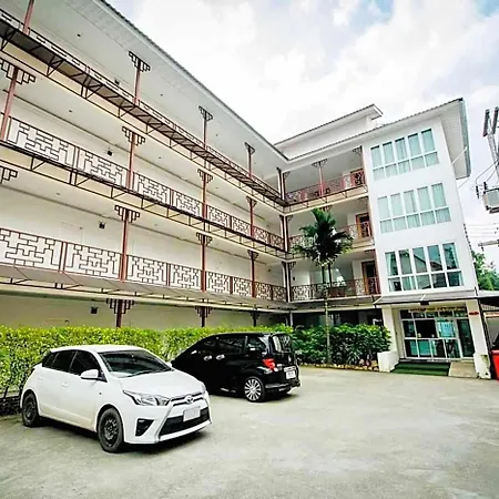 Inn Kham Apartment-2