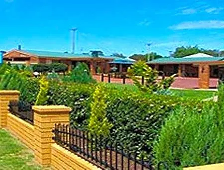 Stannum Lodge Motor Inn-2