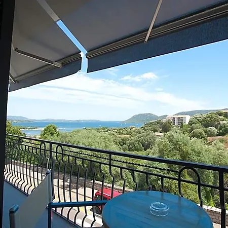 En Aparte-3