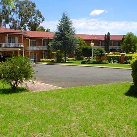 Coachmans Rest Motor Lodge-2