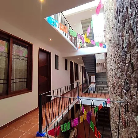 Casa Mictlan. Habitaciones en el Centro de Mitla.-3