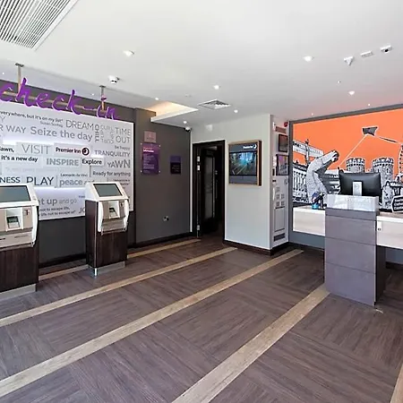 Premier Inn Middlesbrough Town Centre-3