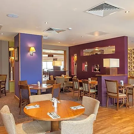 Premier Inn Worcester City Centre-3