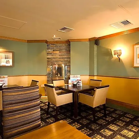 Premier Inn Doncaster Central-3