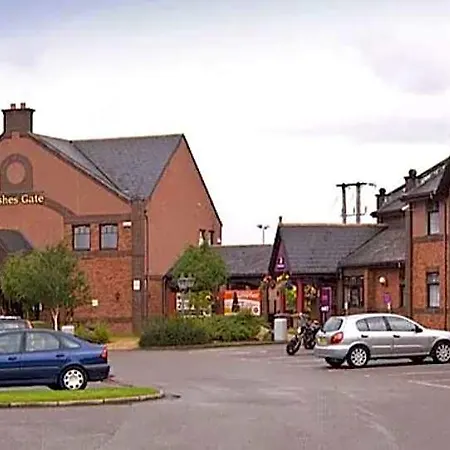 Premier Inn Inverness East-3