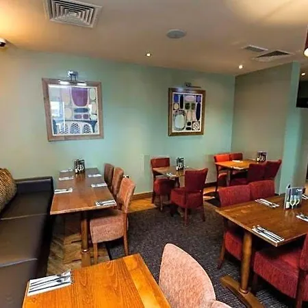 Premier Inn Belfast Titanic Quarter-3