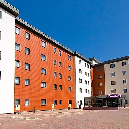 Premier Inn Portsmouth Port Solent-3
