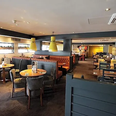 Premier Inn Torquay Seafront-2