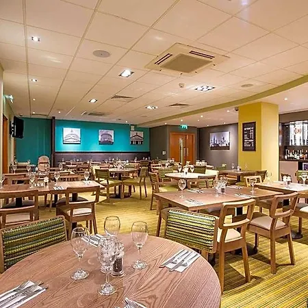 Premier Inn London City-2