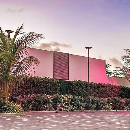 Privada Stays - Private Pools & Colorful-Chic Boutique Hotel-2