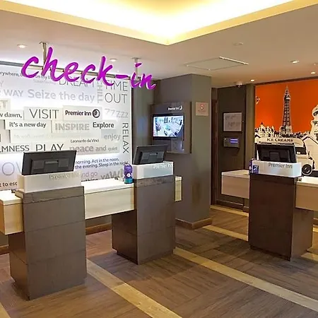 Premier Inn Jersey Charing Cross-3