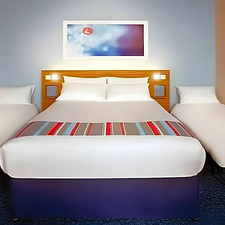 Travelodge Caernarfon-3