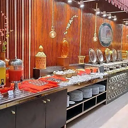 Aavri Hotel Deira, Dubai-2