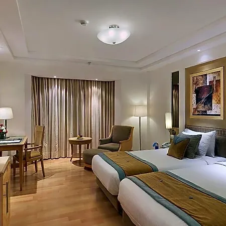 Inde Hotel Huda City Centre Vista Woods-3