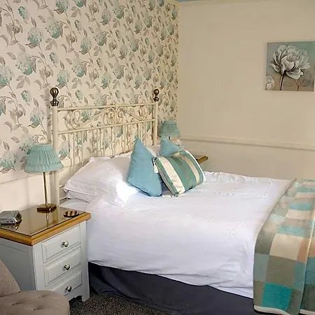 Douglas House-2