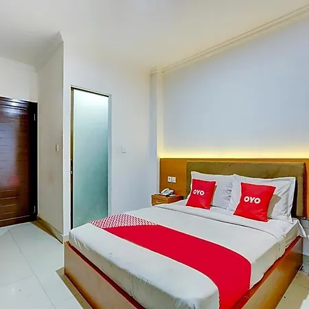 Oyo 3975 Gita Inn-3