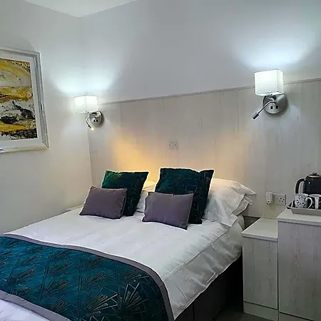 The Wheatsheaf Inn-2