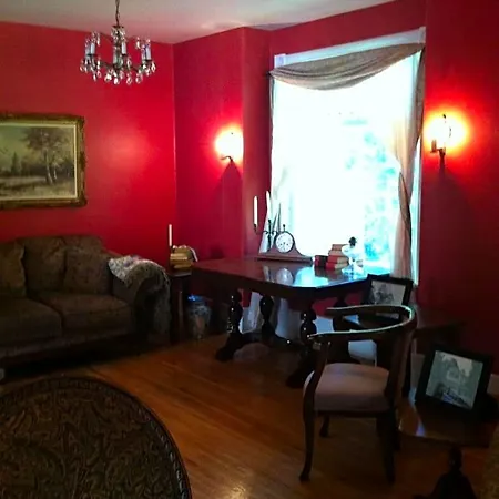 Sir Edgar House B&B-3