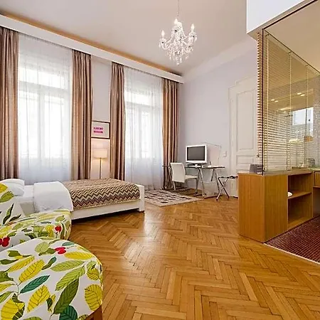 Rosa Linde - Comfort Rooms-3