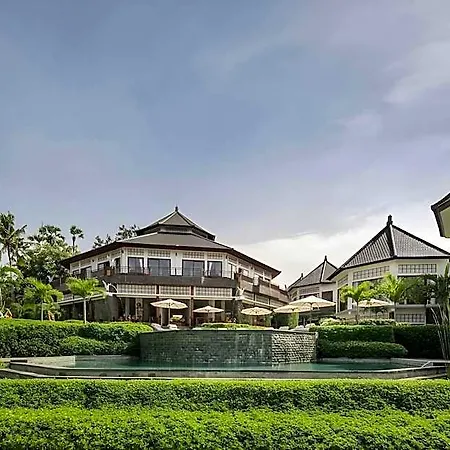 Swan Paradise A Pramana Experience-2