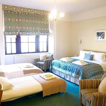 Pentland Lodge House-3