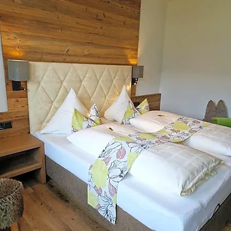 Pension Claudia Zell Am See-3