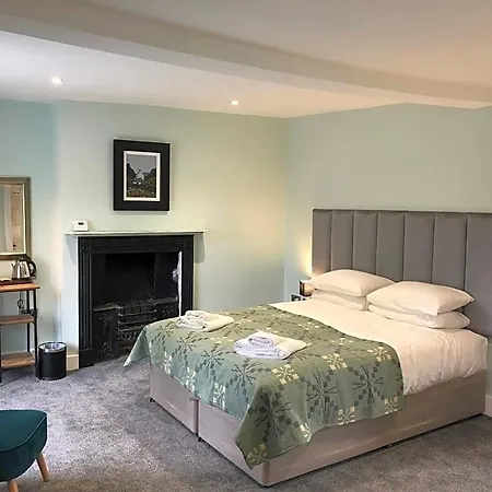 Mount Street House-3