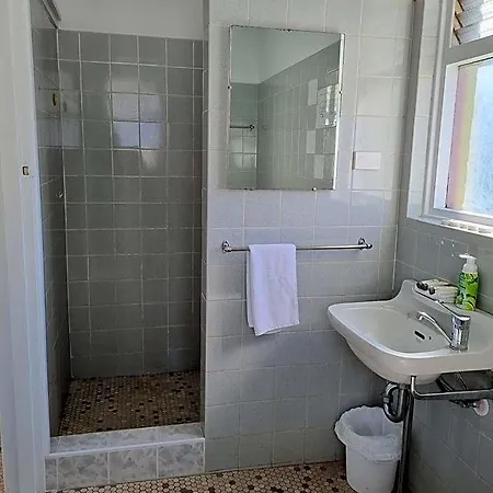 Parkes Hotel-3