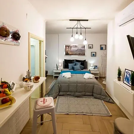 Yes I Know My Room - Magica Napoli-3