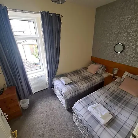 Glenmoore Guest House-2