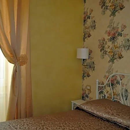 Cameo B&B-3