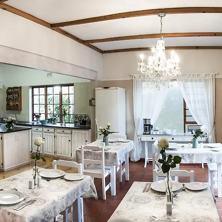 Guest House Ascot Place-2