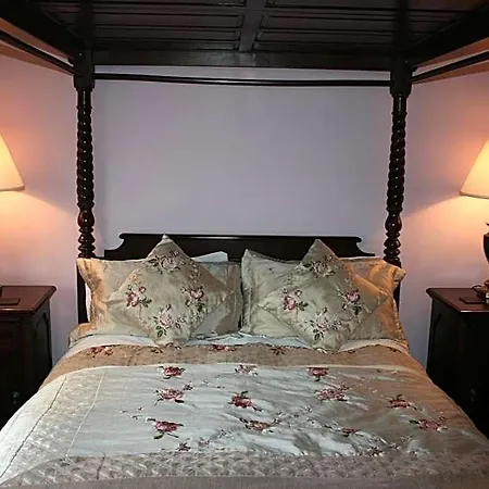 Avarest Bunratty B&B-3