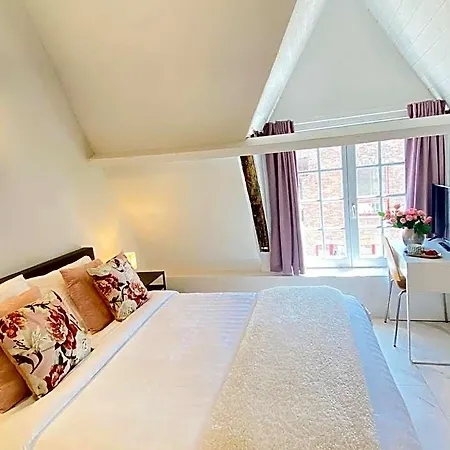 The Flower B&B-3