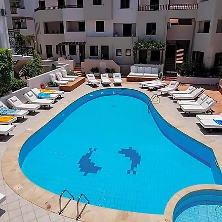 Elmi Beach Hotel & Suites-3