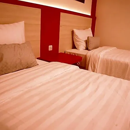 D'Carol Hotel Surabaya-2