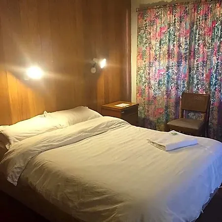 Meekatharra Hotel-3