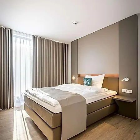 Motel B-2