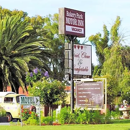 Bakery Park Motor Inn-2