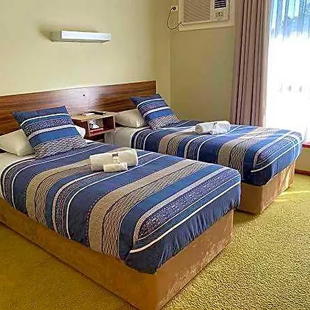 Donnybrook Motel-3