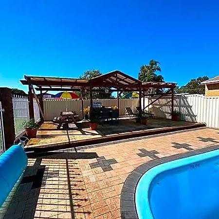 Donnybrook Motel-2